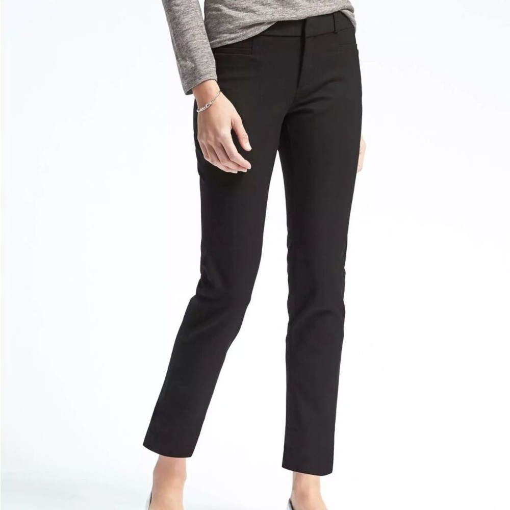 Banana Republic Sloan Pants - Size 6P in Black